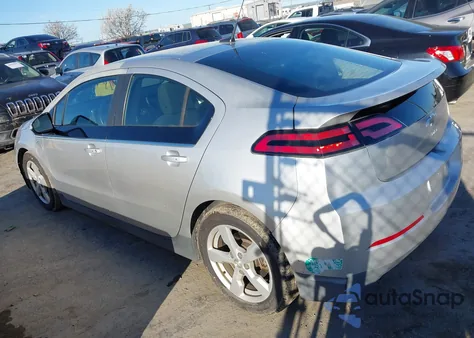 2014 Chevrolet Volt из США, поврежденный, VIN 1G1RE6E42EU172658